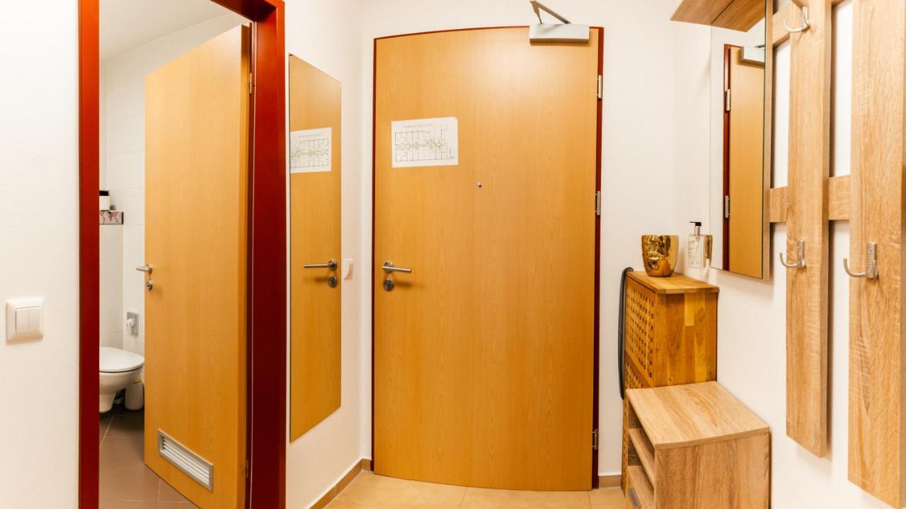 Bella Mura Blue Apartment Moravske Toplice Bagian luar foto